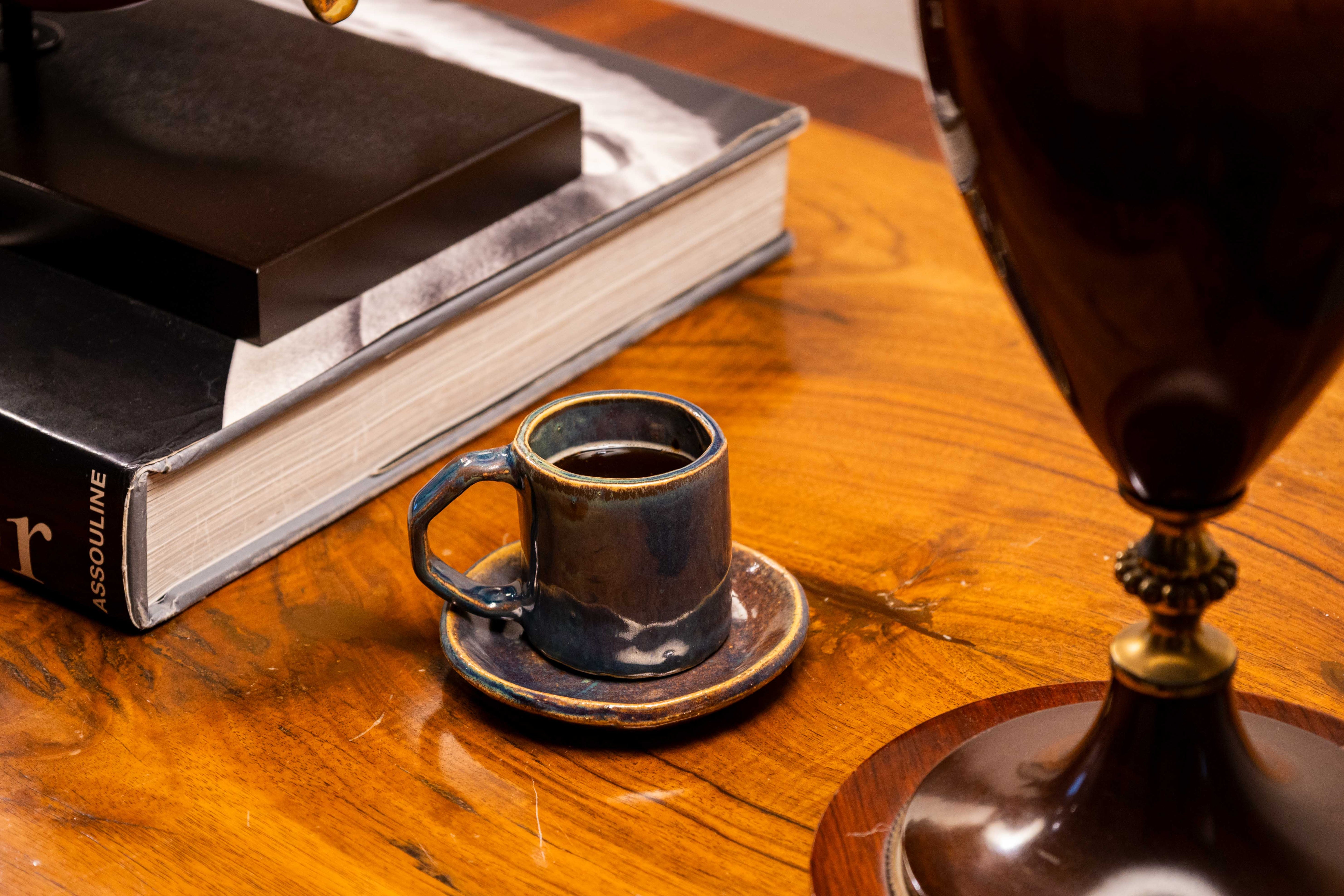 Juego de 4 Tazas para Café Espresso con 4 Platos