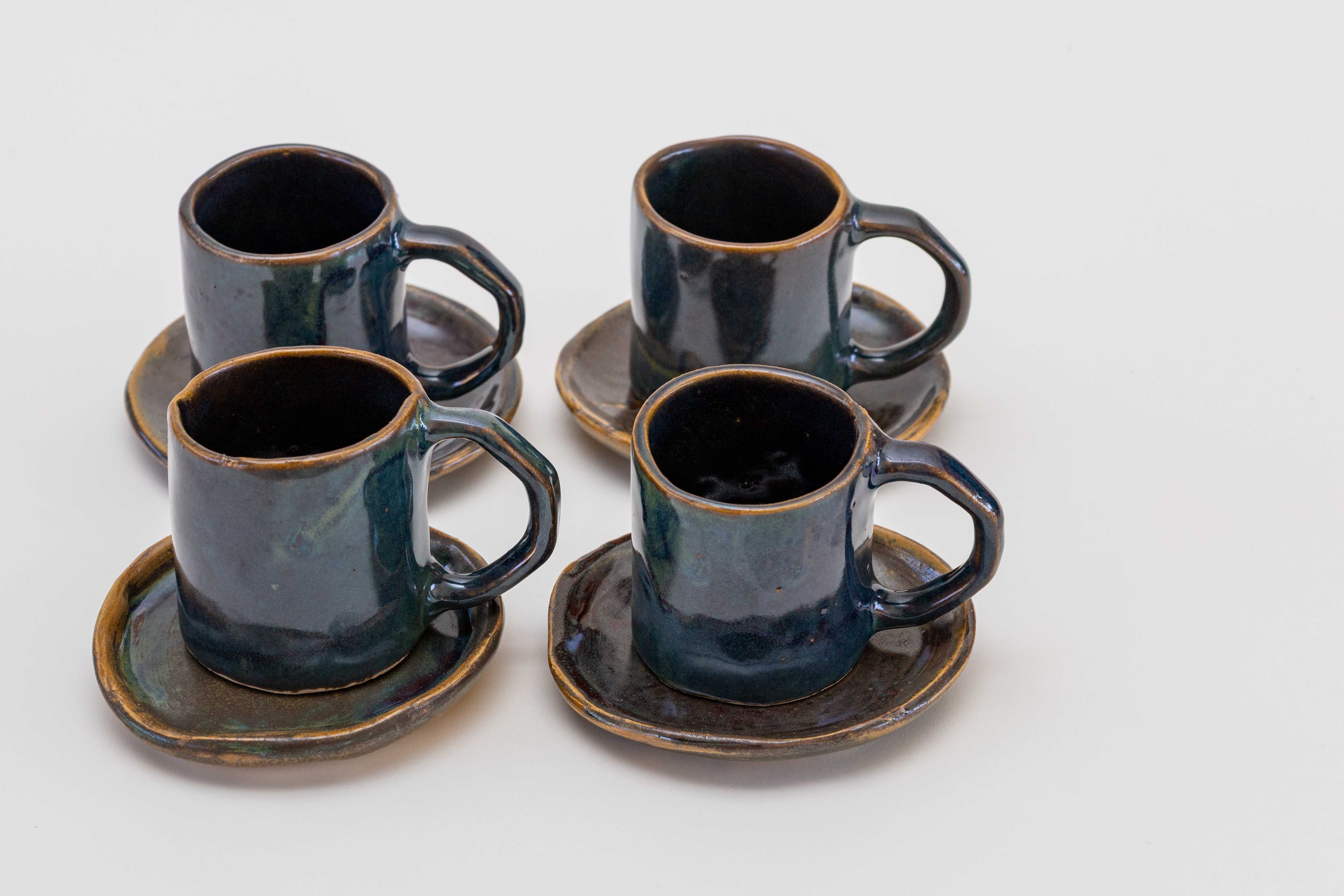 Juego de 4 Tazas para Café Espresso con 4 Platos