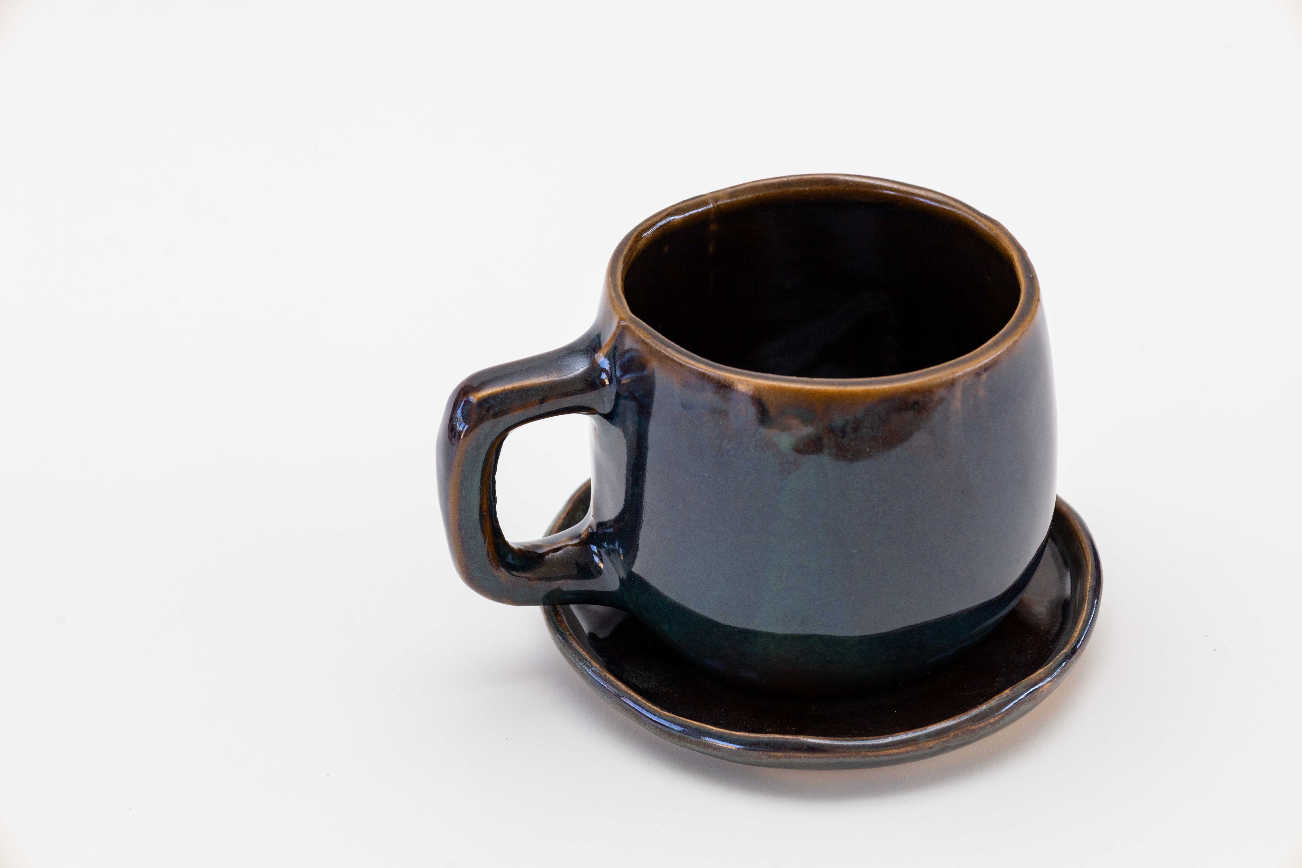 Juego de 4 Tazas MUG (250 ml) con 4 Platos