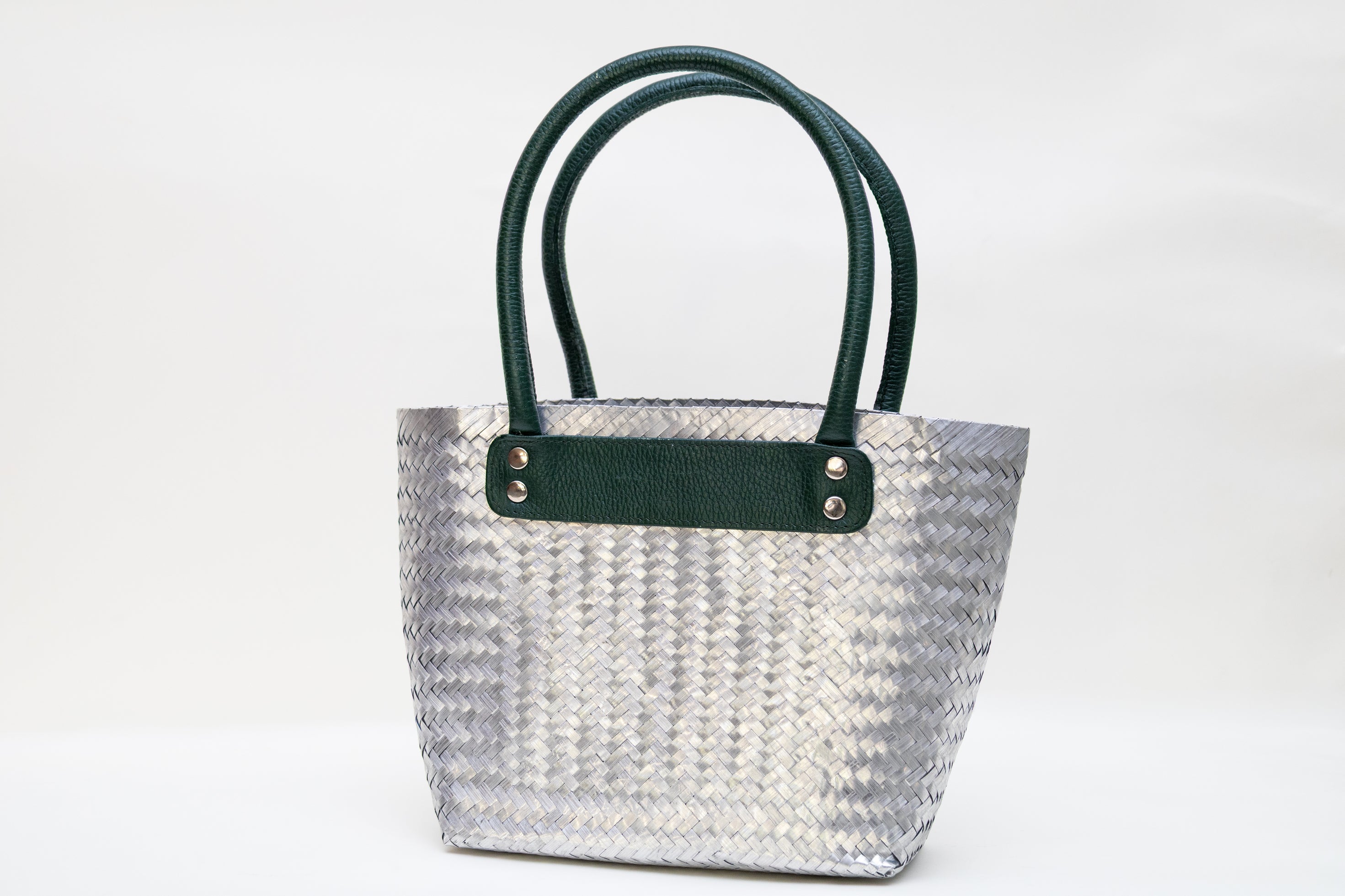 Bolso Metálico con Asa