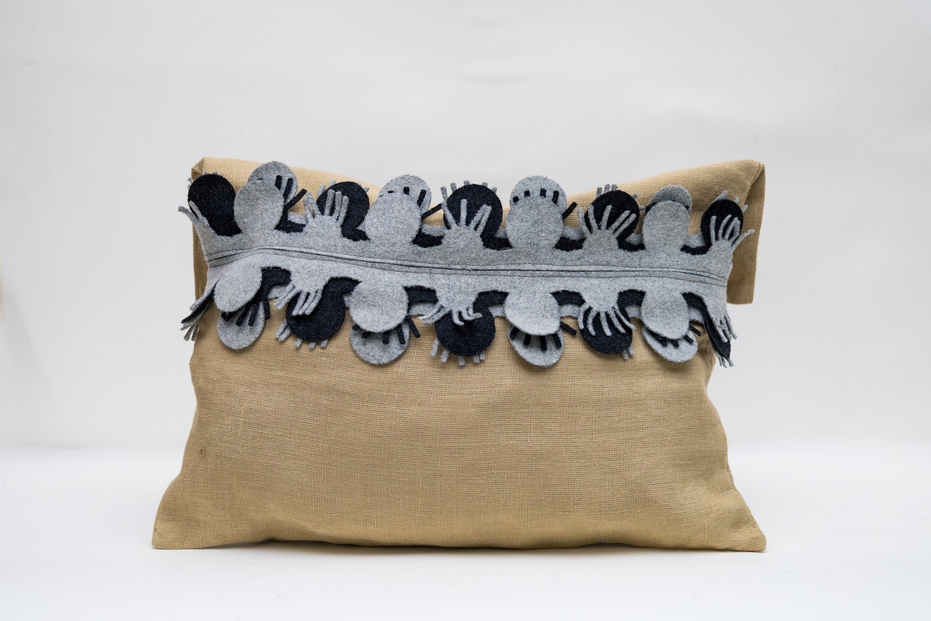 Funda para Cojín con Aplicaciones