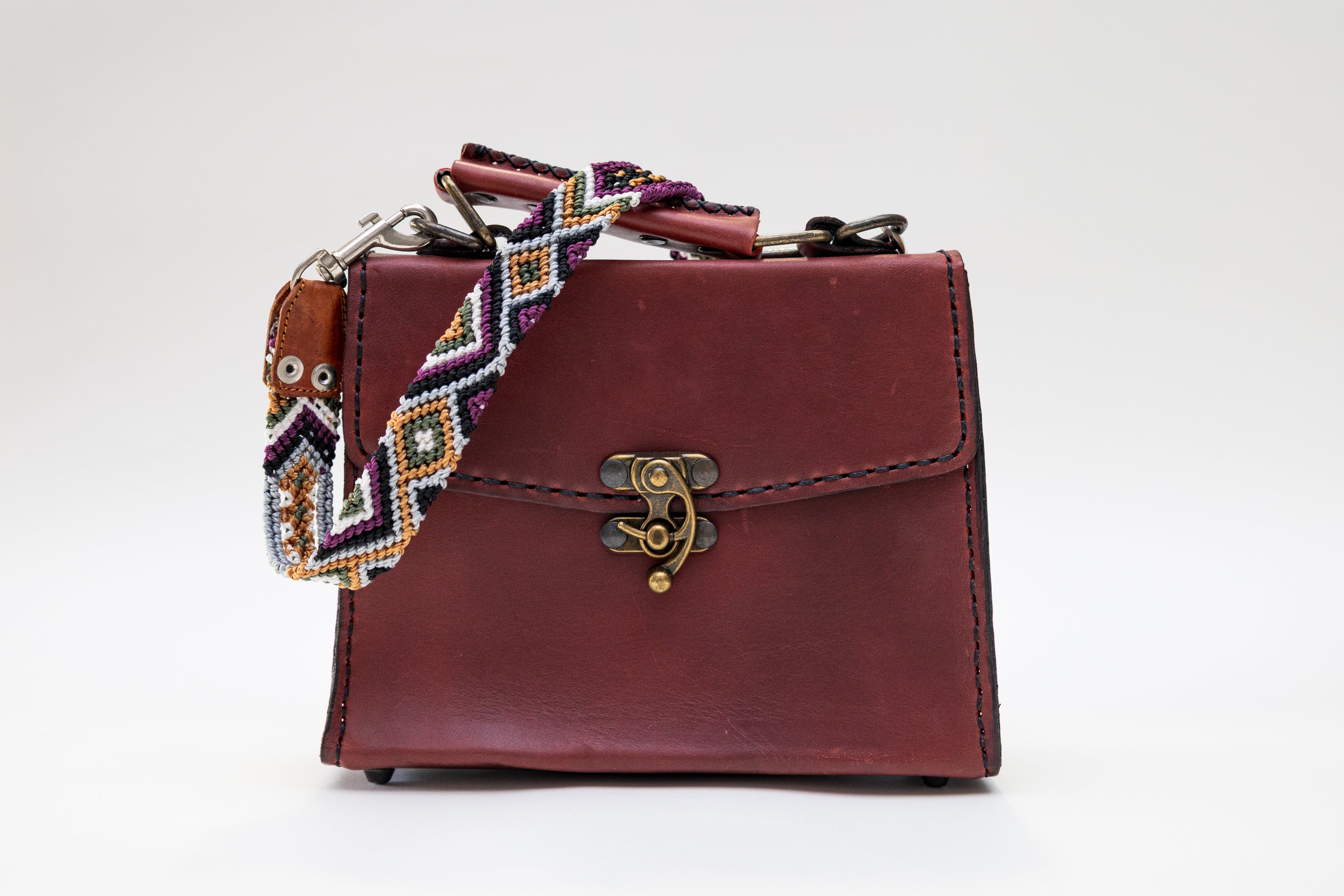 Bolso de Piel con Cinturón