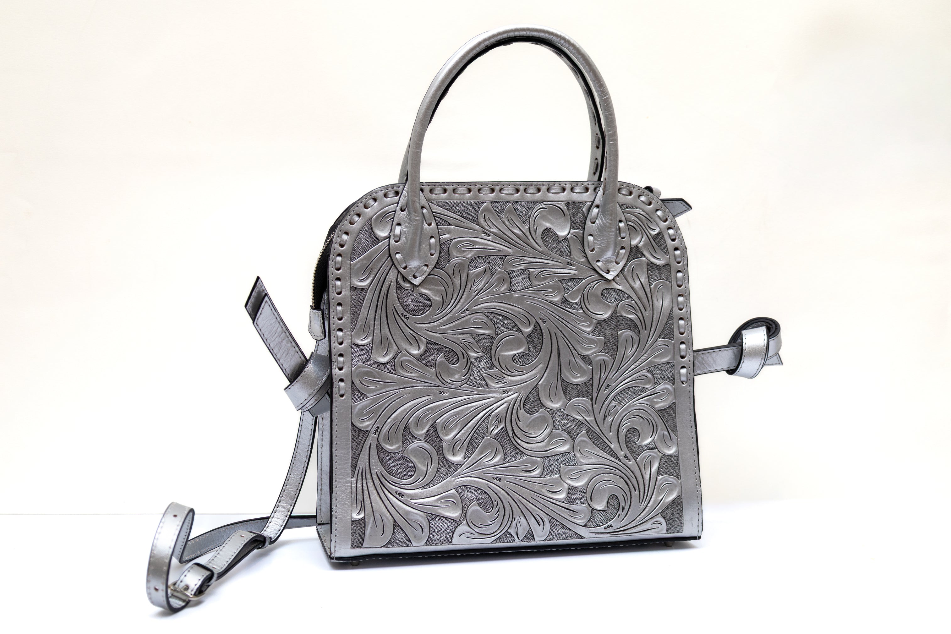 Bolso Plateado de Piel